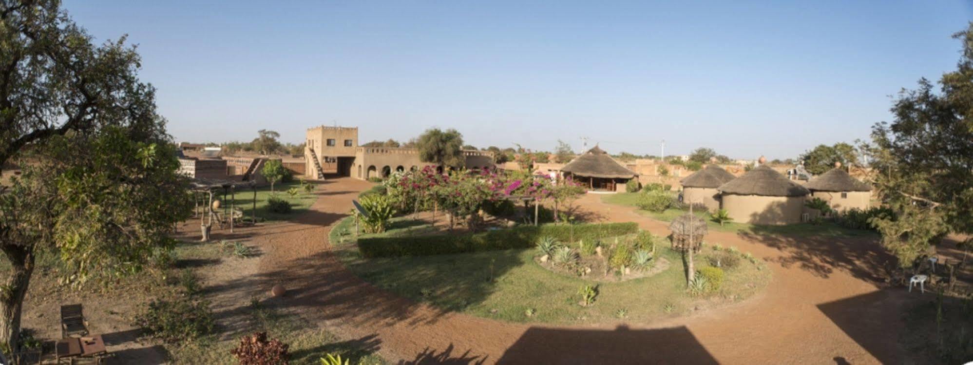 فندق Le Grand Calao واغادوغو المظهر الخارجي الصورة